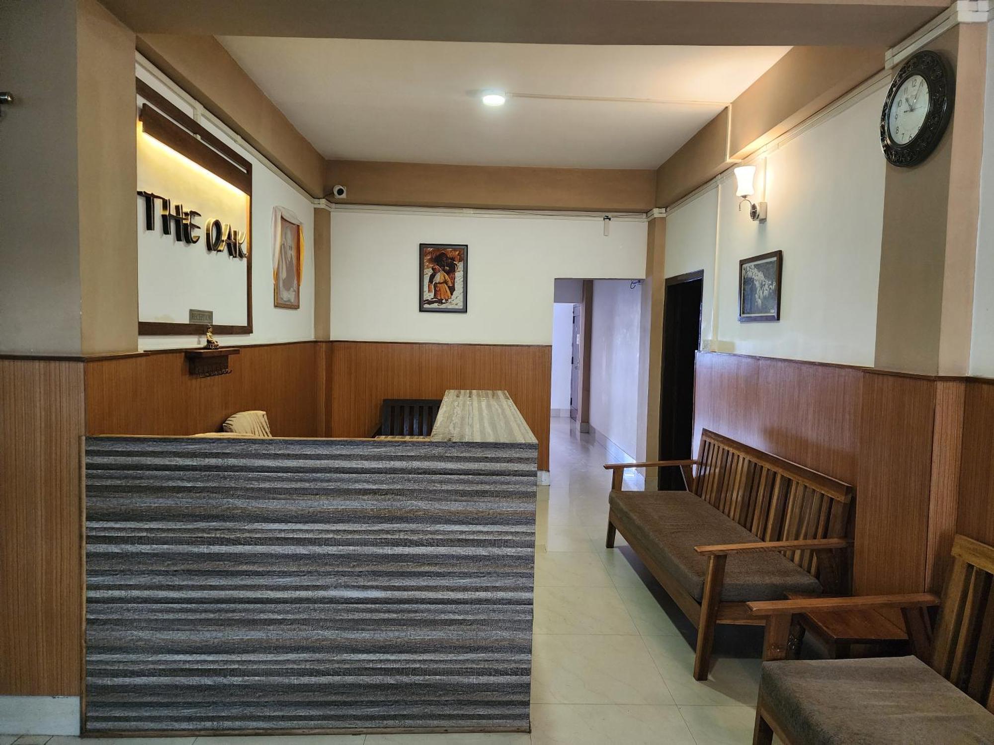Hotel The Oak Tawang Exterior photo